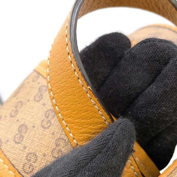 Gucci Mini GG Supreme Mickey Mouse Backpack Small - Picture 8 of 12